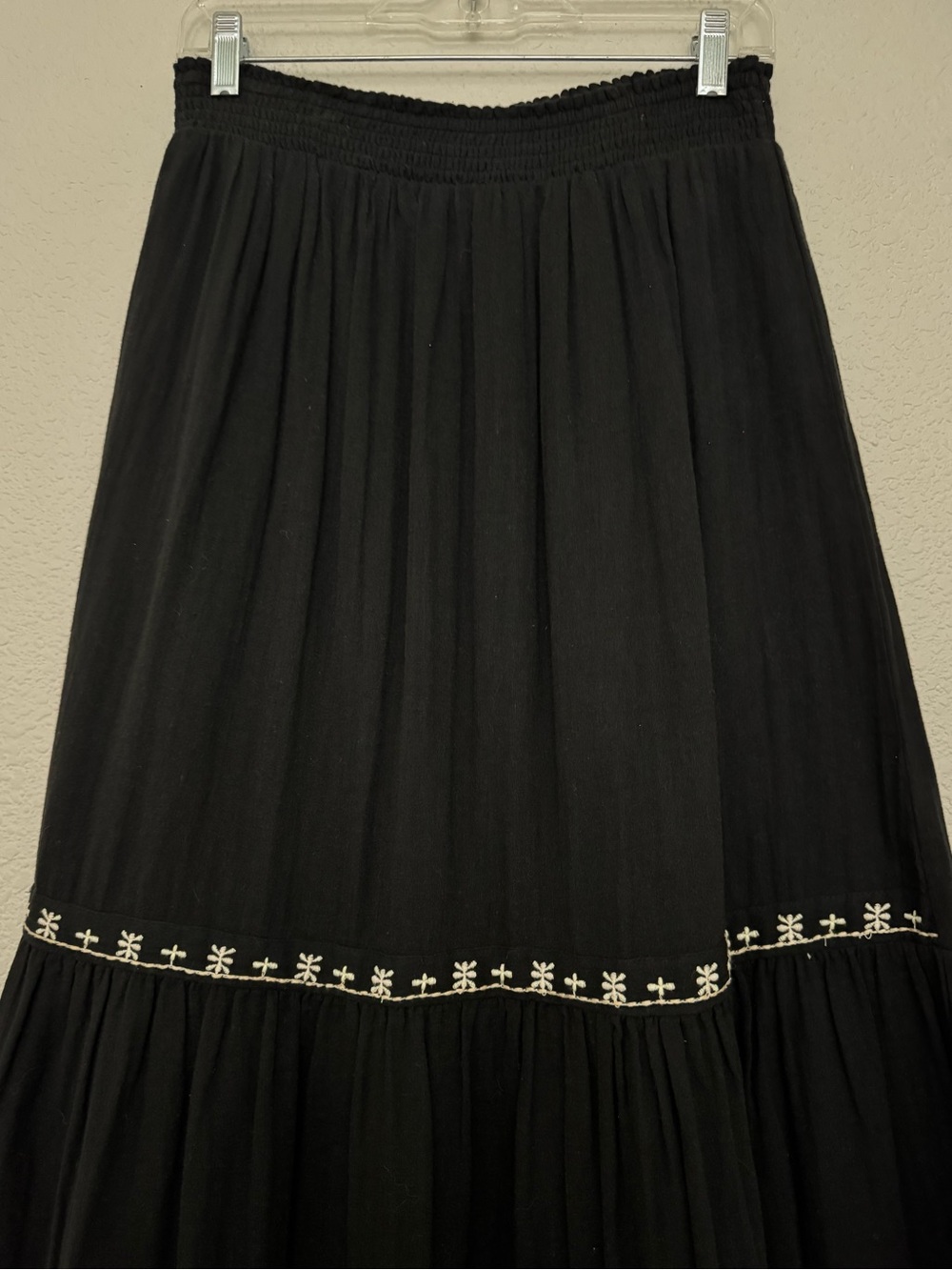 Dizzy Lizzy Black Embroidered Boho Maxi Skirt Size Small - Picture 2 of 12